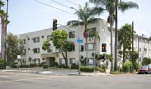7278 Hollywood Boulevard Apartments property image