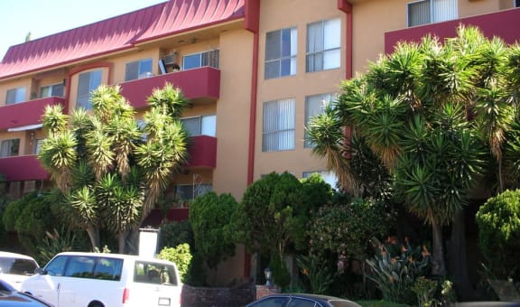 Orange Plaza property image