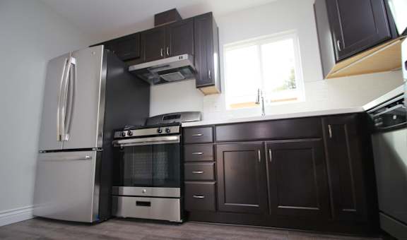 9928-9934 Rose St. property image