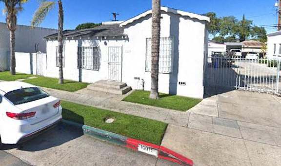 10015 California Ave. property image
