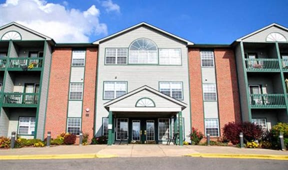 Wellington Woods Senior Apartment Community property image