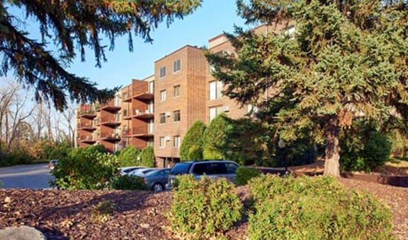 Creek Point Apartments property image
