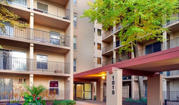Knollwood Towers West  Apartments property image