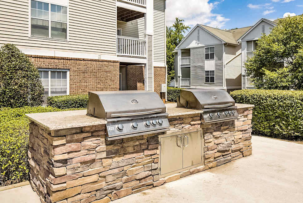 The Grayson Apartment Homes 4 of 12