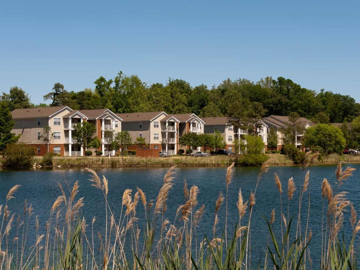 Belmont at York Apartments in Yorktown, VA