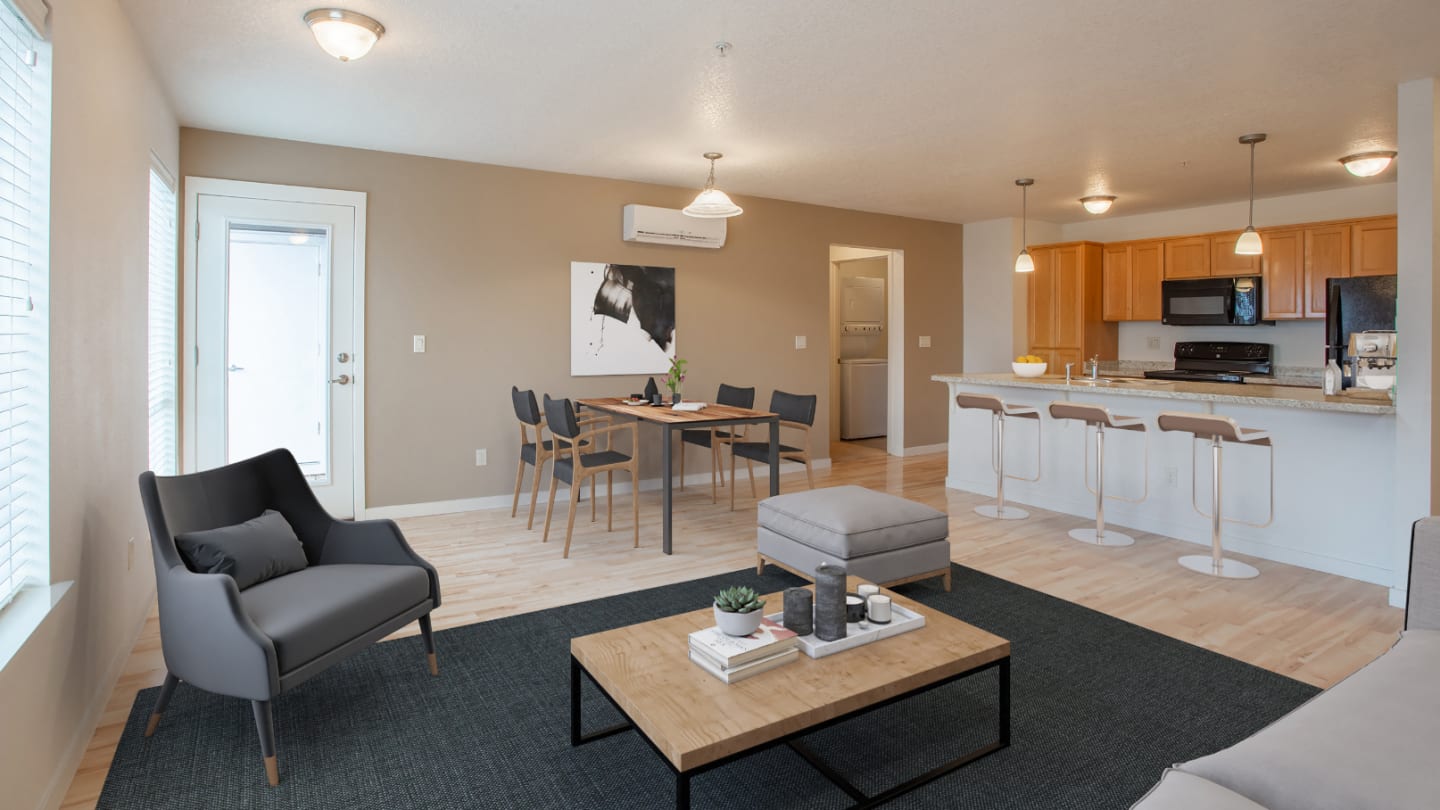 Apartment building photo of Oakgrove in Newberg, OR