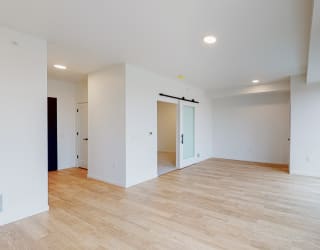 Vacant Living Area at The Mason, St. Paul, MN, 55114