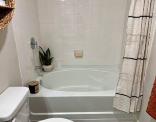Garden Tubs at Delco Flats, Austin