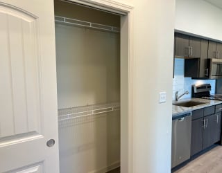 E1 Closet