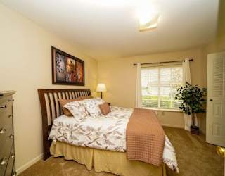 1BE-Bed1plan at Colonial Pointe at Fairview Apartments, Bellevue