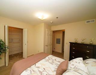 1BE-Bed2plan at Colonial Pointe at Fairview Apartments, Bellevue, Nebraska