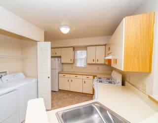 1BE-Kit1plan at Dupont Lakes Apartments, Fort Wayne
