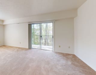 1BE-LR2plan at Tall Oaks Apartment Homes, Kalamazoo