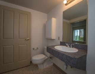 St James Studio 1 bath