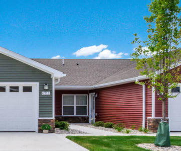 Chesterfield Michigan Apartment Rentals Redwood Living Redwood Chesterfield Flash Gallery Exterior
