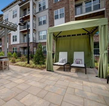 Grill Area at Apartments @ Eleven240, Charlotte, NC, 28216