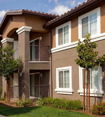 Harvard Court Affordable Apartments in Lindsay CA