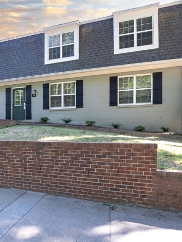 Street View of Country Club Apartments in Williamsburg VA 