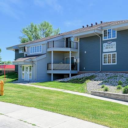 Carriage House | Grand Forks, ND