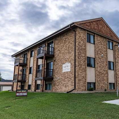 Bismarck, ND Eagle Sky II | Exterior View