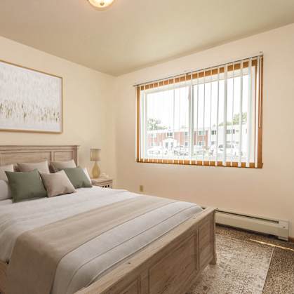 Grand Forks, ND Amberwood Court | Bedroom