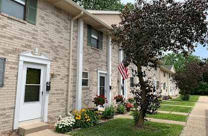 Pinehurst Apartments for rent at Grand Ledge MI