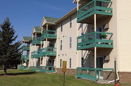 Exterior at Bluemont Village Apartments, Fargo, ND