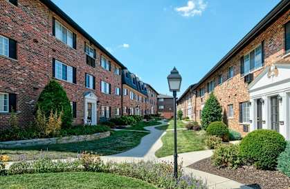The Villages at General Grant Apartments in Affton, MO
