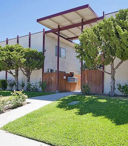 Lemar Gardens Exterior