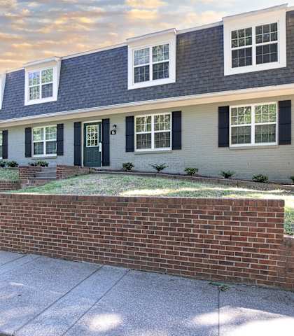Street View of Country Club Apartments in Williamsburg VA 