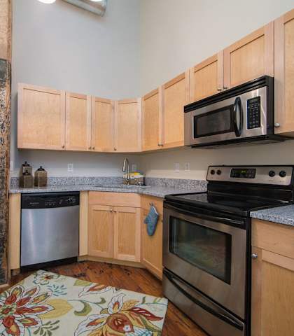 Kitchen Granite Countertop in Iron House Apartments in Richmond VA