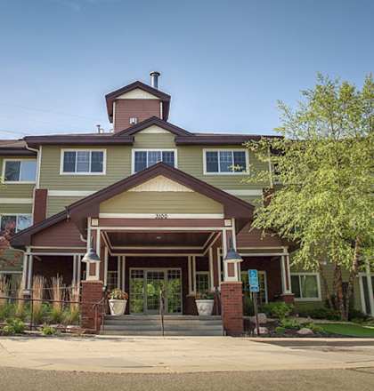 Lakewood Place Apartments, White Bear Lake, Minnesota