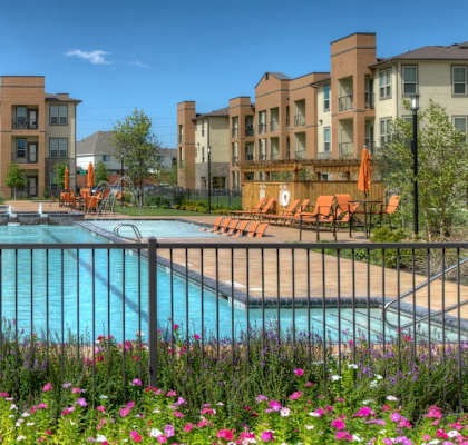 a view of the pool at the bradley braddock road station apartments