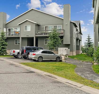 Exterior View at ReNew Bayshore Townhomes, Anchorage