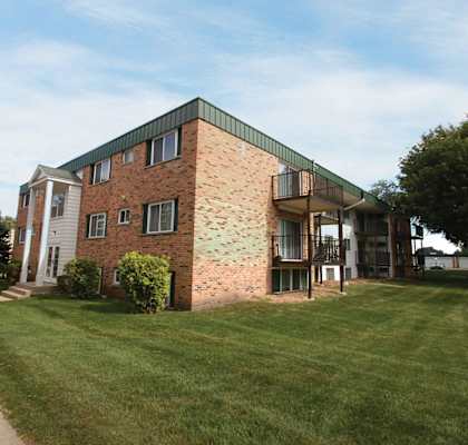 Heritage Manor Apartments in Rochester MN