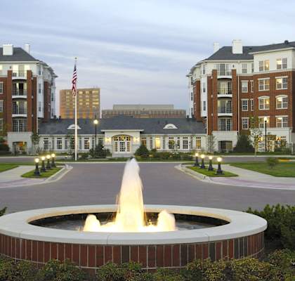 Exterior at Regency Place, Oakbrook Terrace, IL, 60181