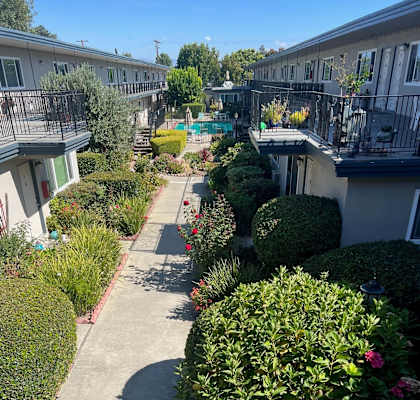 Colonial House Apartments San Jose