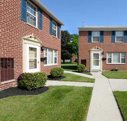 a picture of the front of a building at Yorktowne Townhomes Apartments, Hanover Pennsylvania