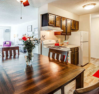 Stone Grove apartments in Burnsville MN