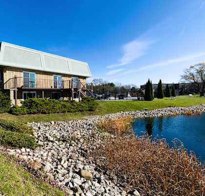 Lake Side View at Foxboro Apartments, Wheeling, IL