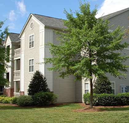 Dobbins Hill Apartments in Chapel Hill, NC