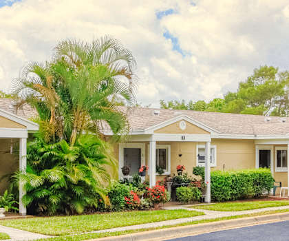 Well-kept and lushly landscaped homes at Villa Assumpta
