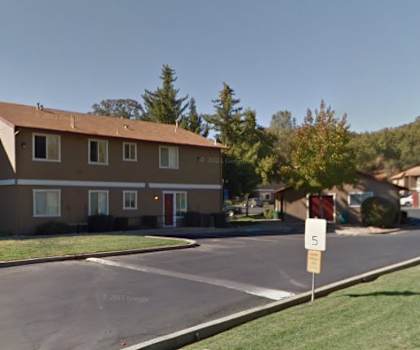 Mariposa Apartments entrance showing buildings and off street parting