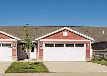 Oswego Illinois Apartment Rentals Redwood Living Redwood Oswego Flash Gallery Exterior