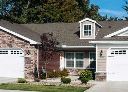Noblesville Indiana Apartment Rentals Redwood Living Redwood Noblesville Harewood Drive N Flash Gallery Exterior