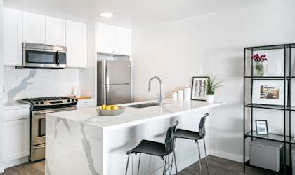 Park View on Yukon fully furnished kitchen with appliances