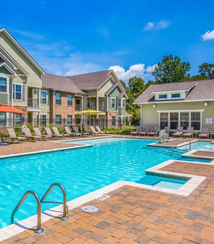 our apartments offer a swimming pool at Audubon Park Apartment Homes, Louisiana