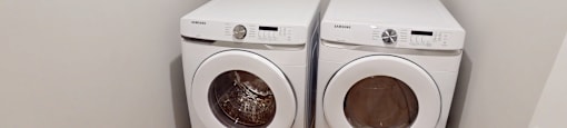 Callisto Commons-Model Apt Laundry