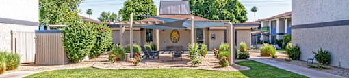 Outdoor landscaping at Westmount at Urban Trails, Mesa, 85202
