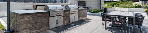 Outdoor Grilling Space at The Elle Apartments in Chicago, IL 60605